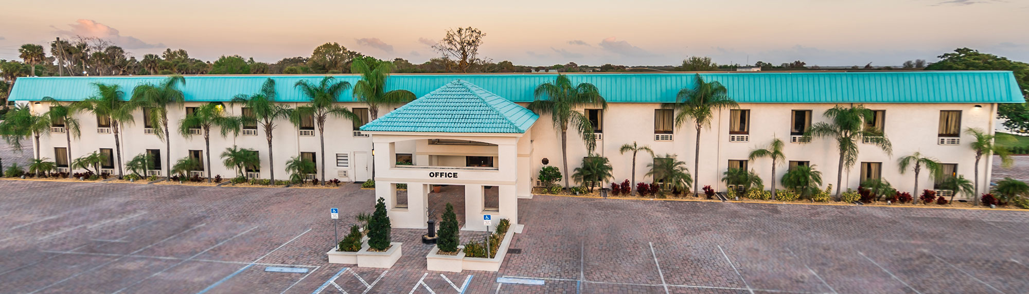 aerial exterior view of Days Inn & Suites by Wyndham Lake Okeechobee